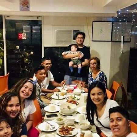 Stone House Hotel Pasay Luaran gambar
