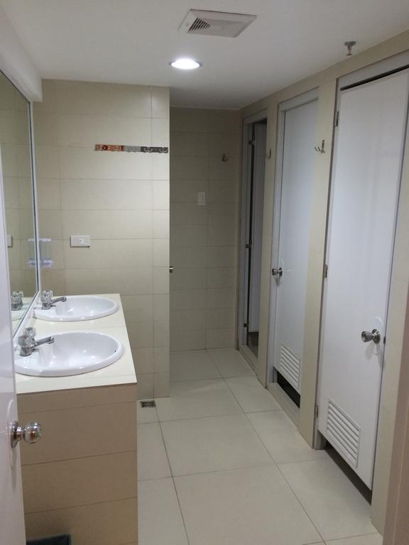 Stone House Hotel Pasay Bilik gambar